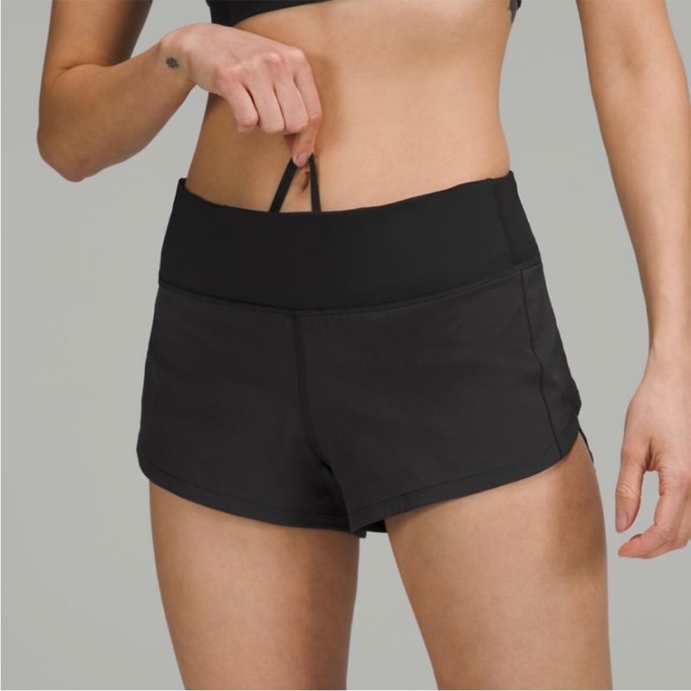 Lululemon Black Speed Up Lined Shorts 2.5" sz 6 - Picture 3 of 8